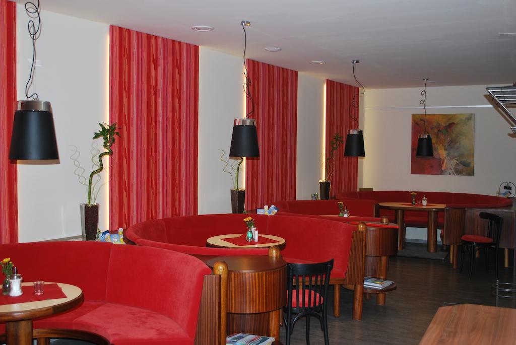 Hotel Restaurant Lauriacum Enns Eksteriør billede